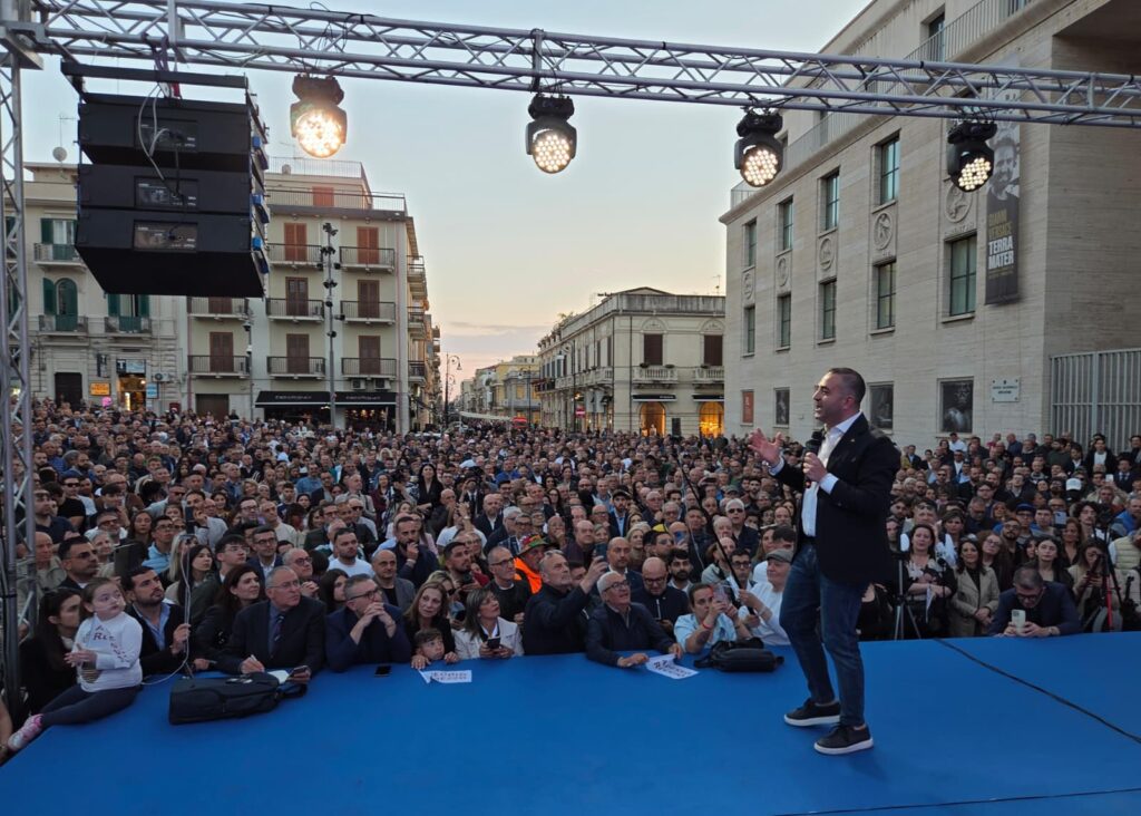 comizio chiusura campagna elettora cannizzaro