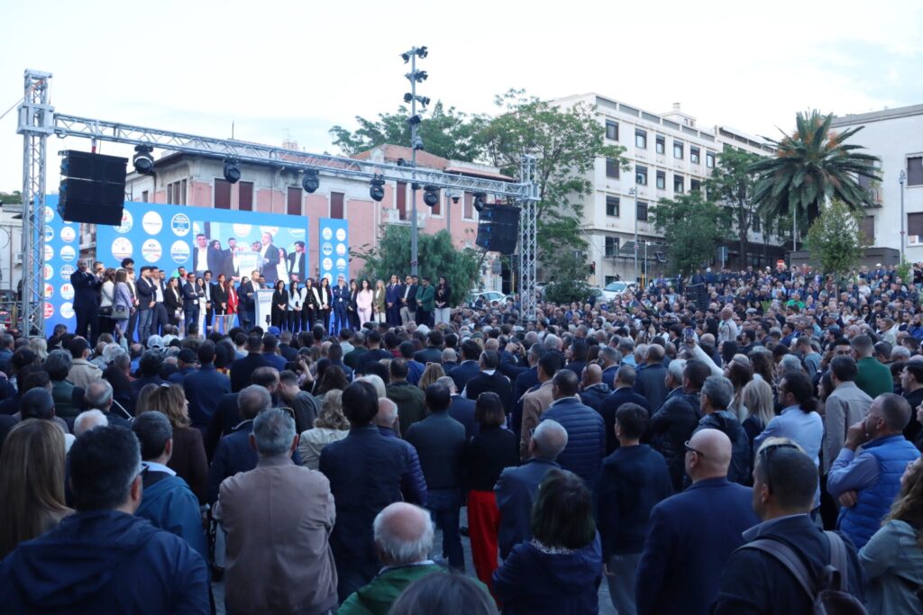comizio chiusura campagna elettorale cannizzaro