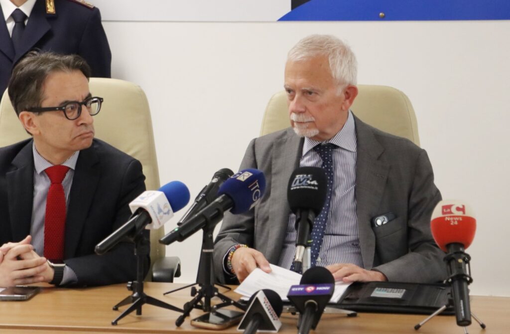 conferenza stampa arresti comune questura