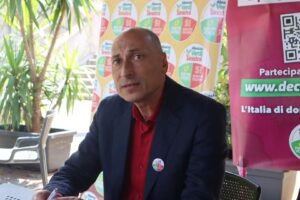 conferenza stampa avs reggio calabria demetrio delfino
