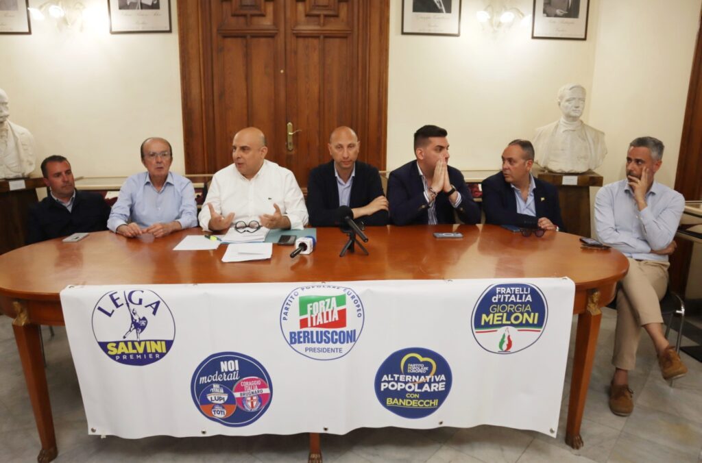 conferenza stampa centrodestra