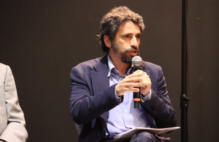 Ponte sullo Stretto, il nuovo libro di Saverio Pazzano “Reggio sotto il ponte”: la storia dell’opera e l’influenza sulla città