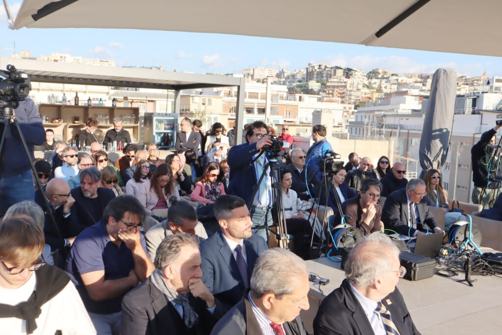 confronto candidati Sindaco al didimos hotel