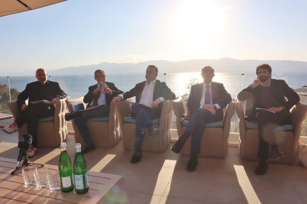 confronto candidati Sindaco al didimos hotel