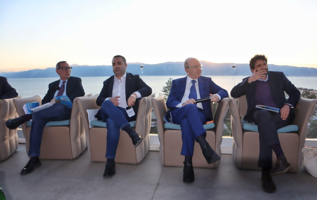 confronto candidati Sindaco al didimos hotel