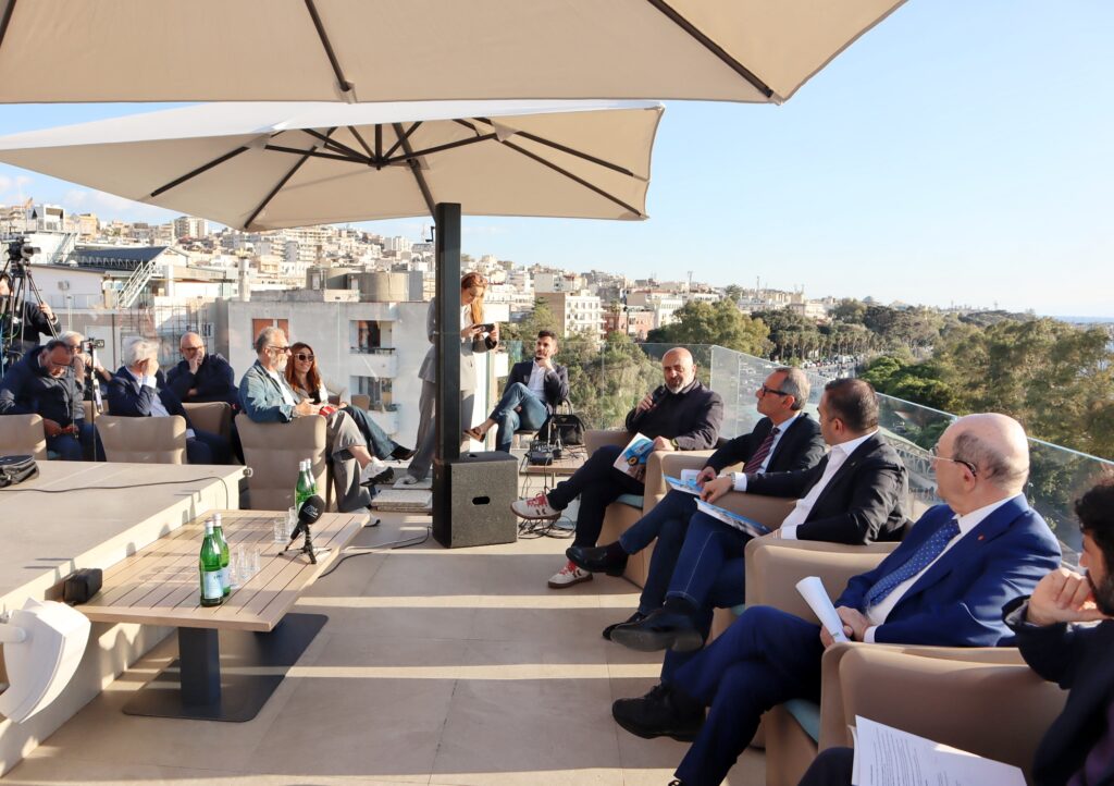 confronto candidati Sindaco al didimos hotel