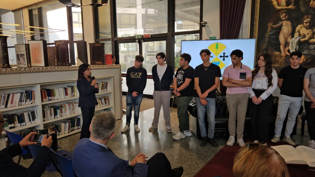 encomio alla 4ª D del Liceo Volta