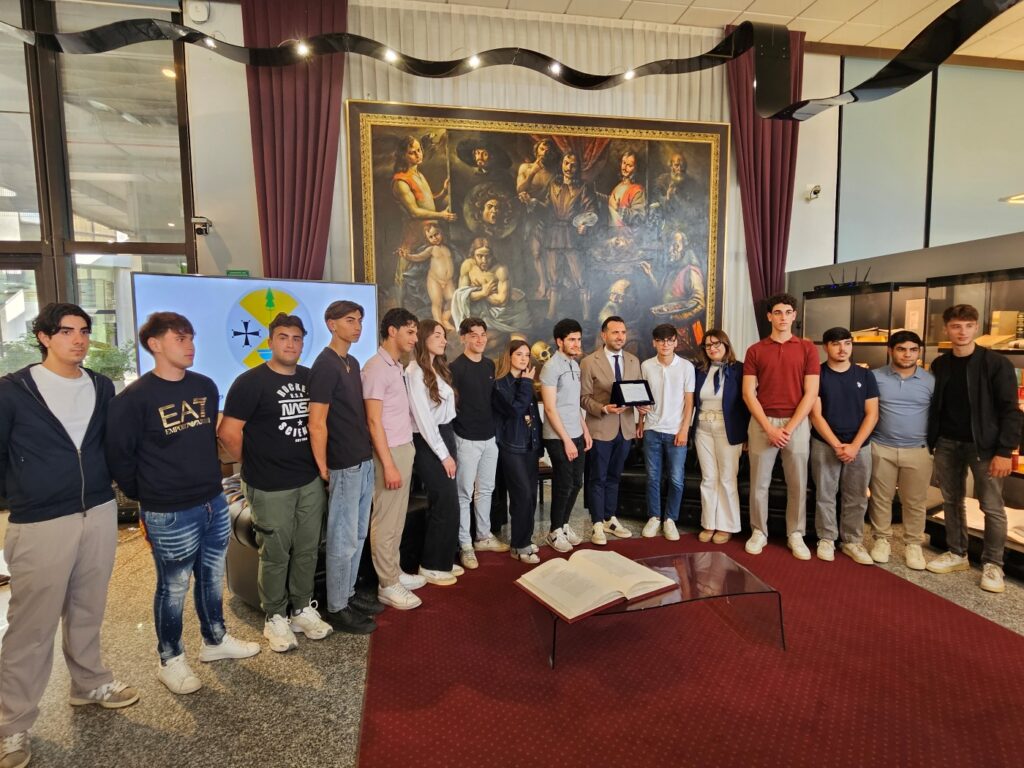 encomio alla 4ª D del Liceo Volta