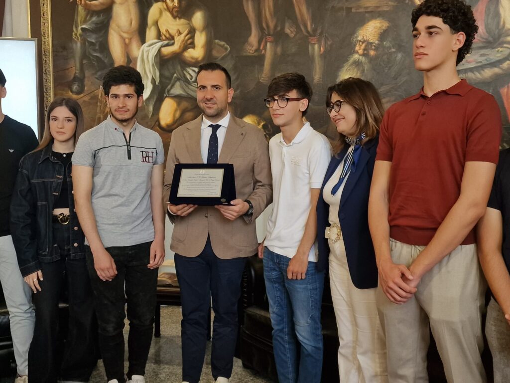 encomio alla 4ª D del Liceo Volta