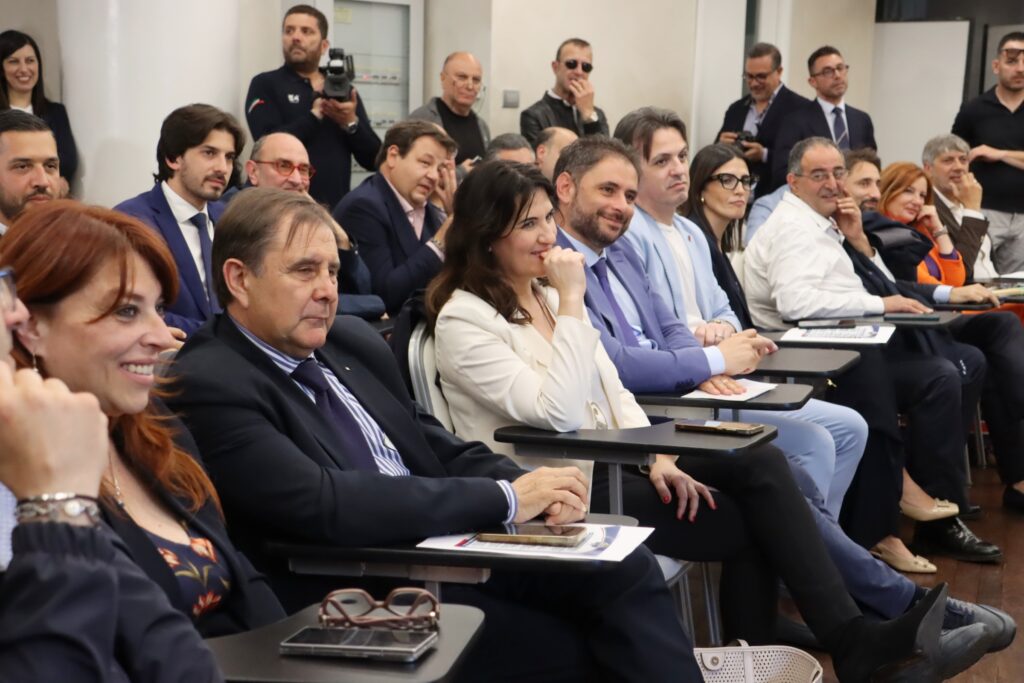 evento fratelli d'italia a Reggio Calabria con Arianna Meloni (1)