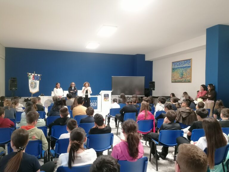 “Così è la vita”: il dialetto e la cultura di Pellaro protagonisti del memorial dedicato a Peppe Stellittano