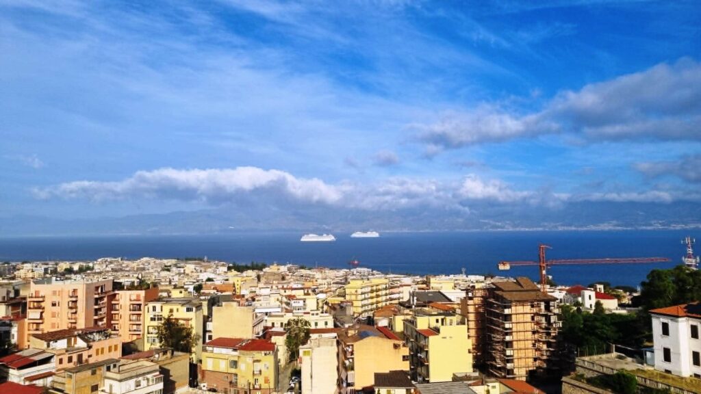 navi da crociera stretto di messina