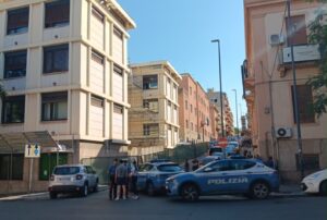 polizia strada chiusa