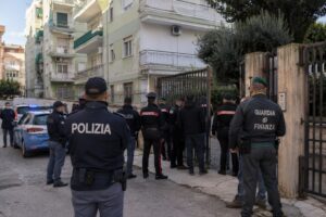 polizia gdf carabinieri