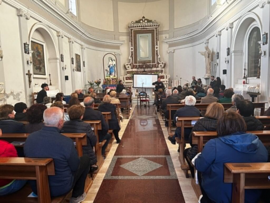 polizia incontro cittadini