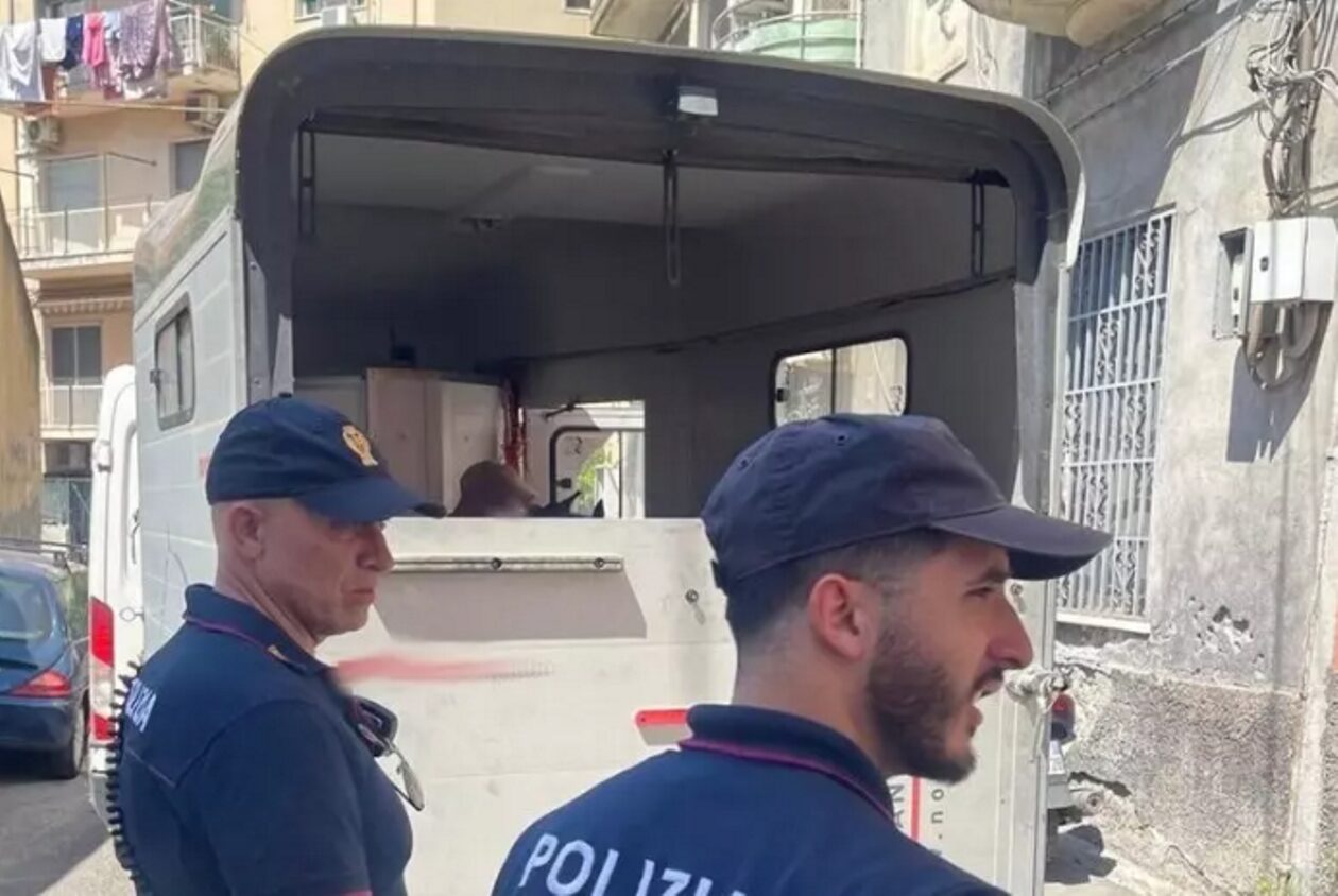 pony catania polizia