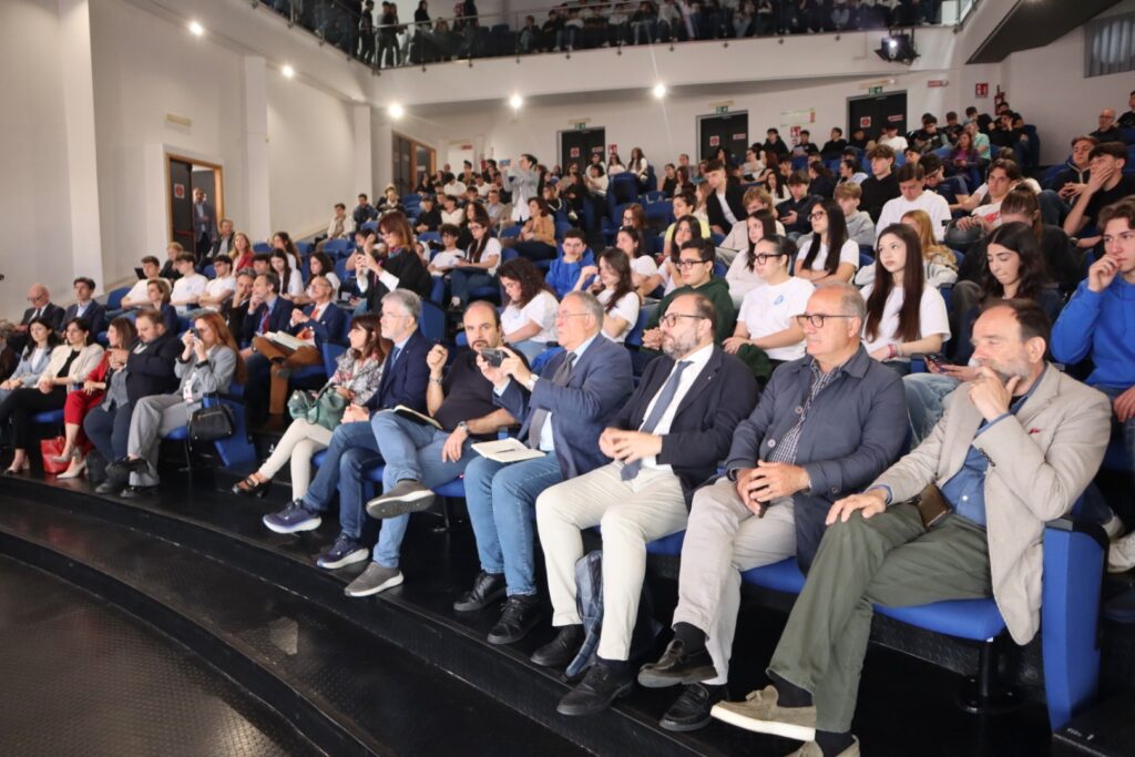 presentazione offerta formativa università mediterranea