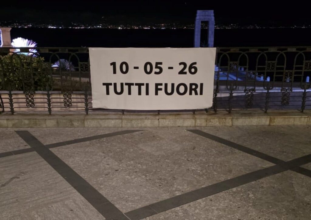 striscione ultrà reggina in via marina
