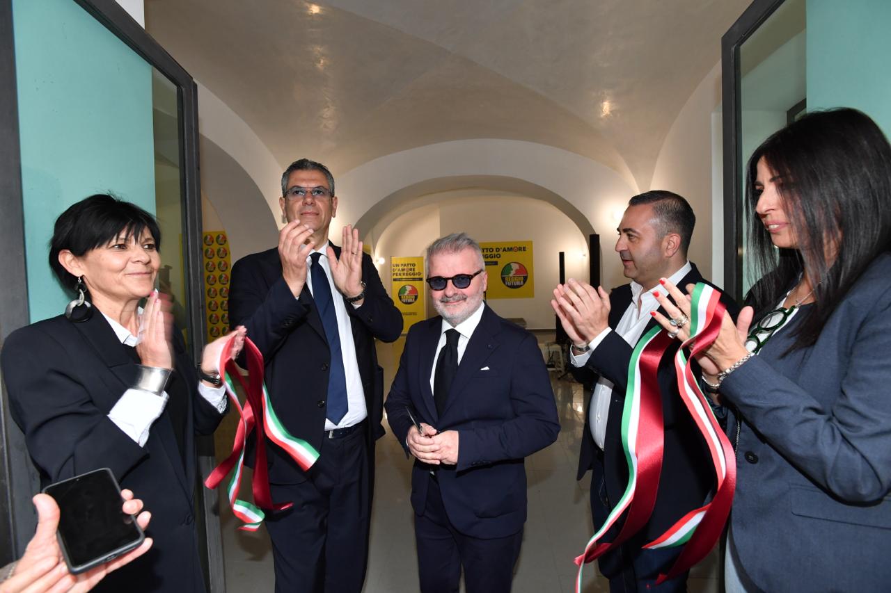 taglio nastro reggio futura inaugurazione segreteria politica con scopelliti palmara cannizzaro