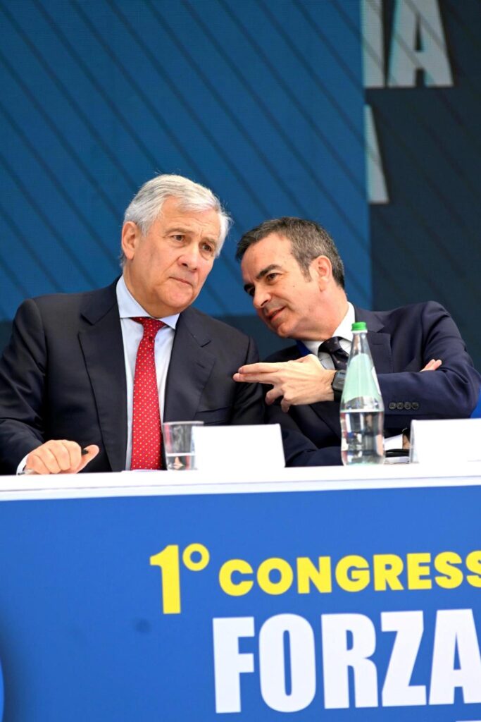 tajani occhiuto