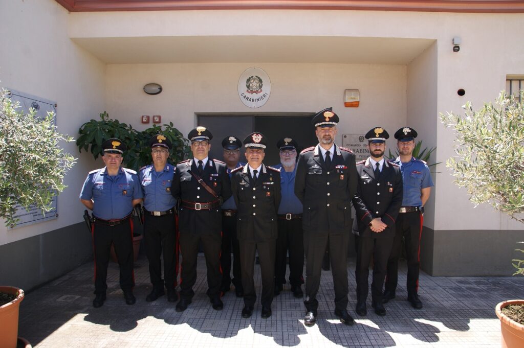 visita Gen. D. DEL MONACO messina