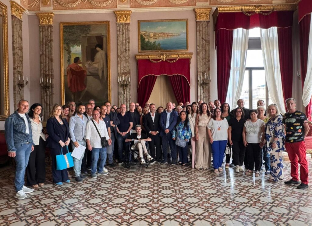 40 ex tirocinanti firmano contratto in città metropolitana
