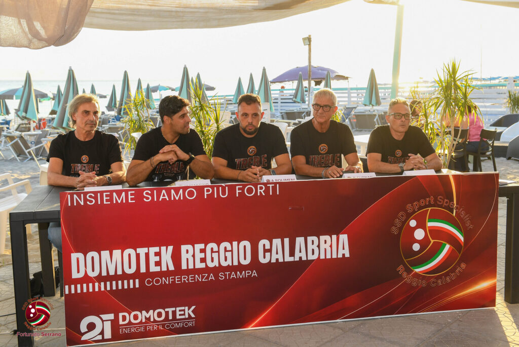Domotek Volley conferenza estiva