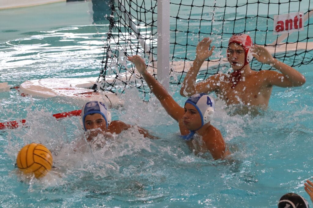 Unime pallanuoto - azione di gioco