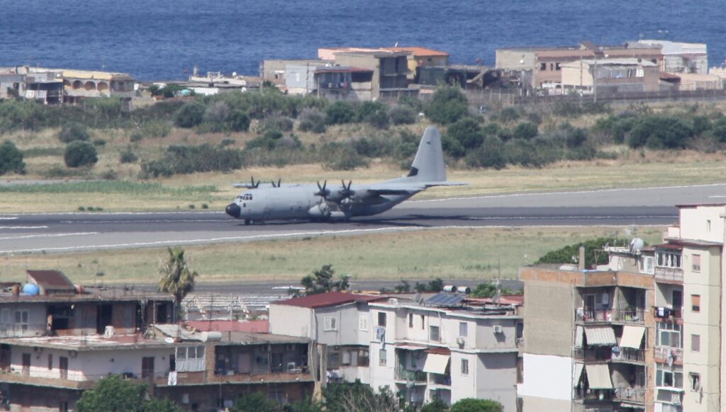 aerei militari aeroporto reggio calabria
