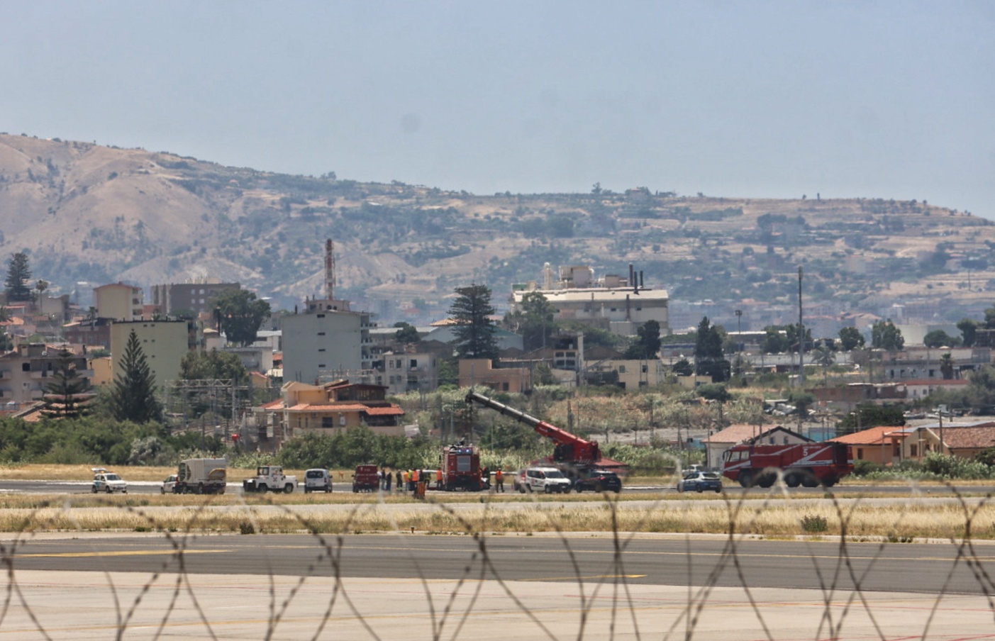 aeroporto dello stretto incidente aereo