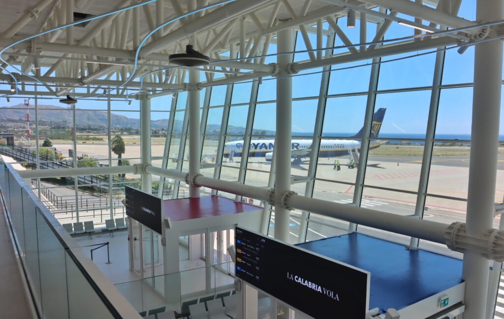 aeroporto di reggio calabria aerostazione