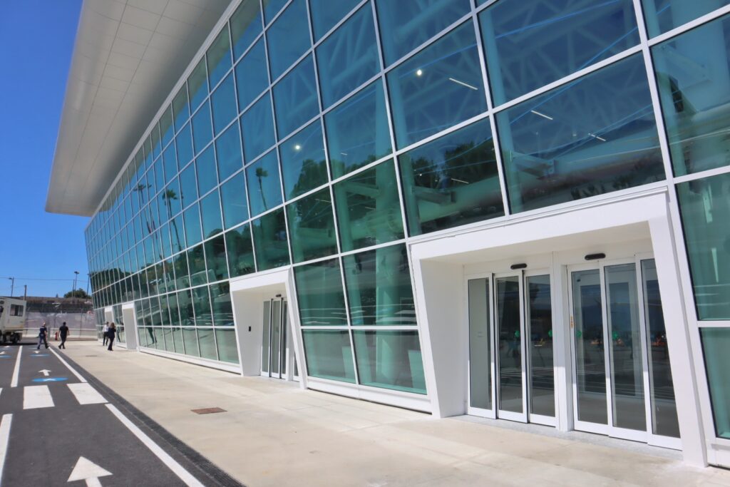 aeroporto di reggio calabria aerostazione3