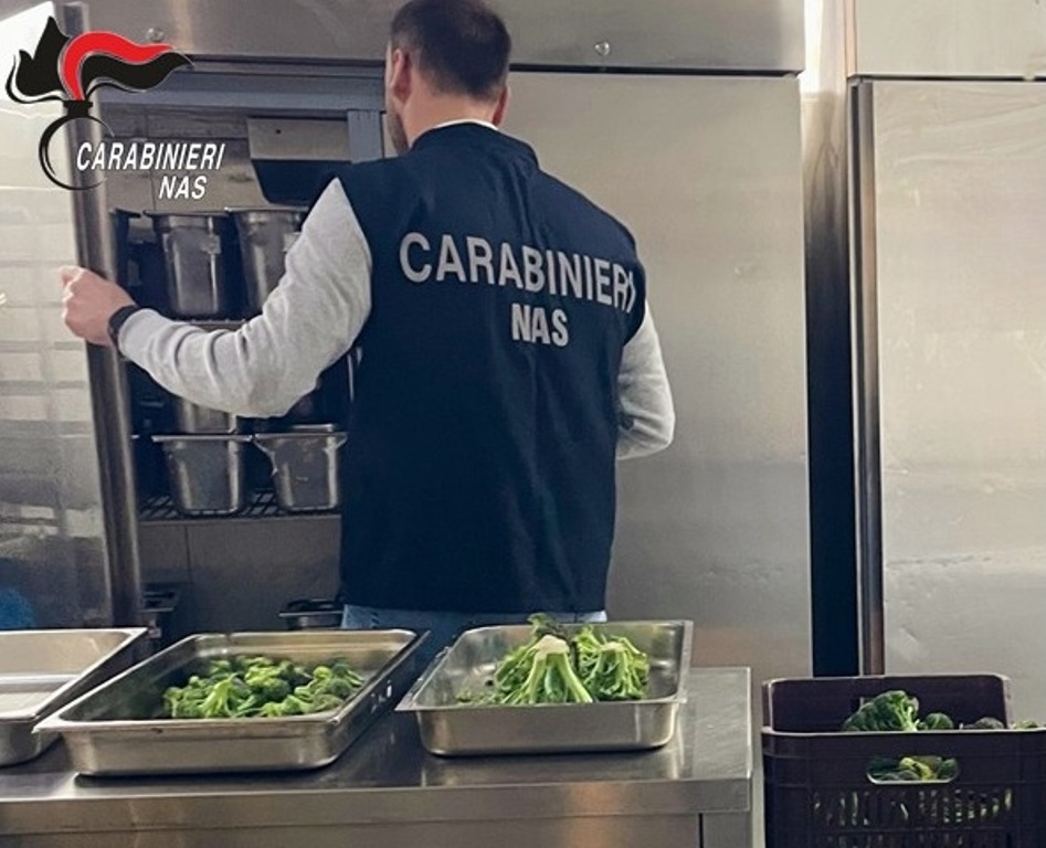 carabinieri nas alimenti