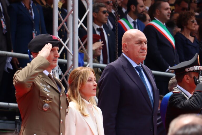 Giorgia Meloni bloccata a Reggio Calabria, salta il vertice Ue-Balcani in Montenegro: “profondamente rammaricata”