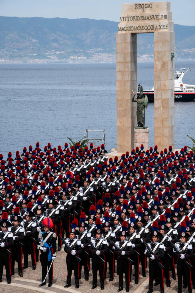 La festa dei carabinieri per i 212 anni dell'Arma