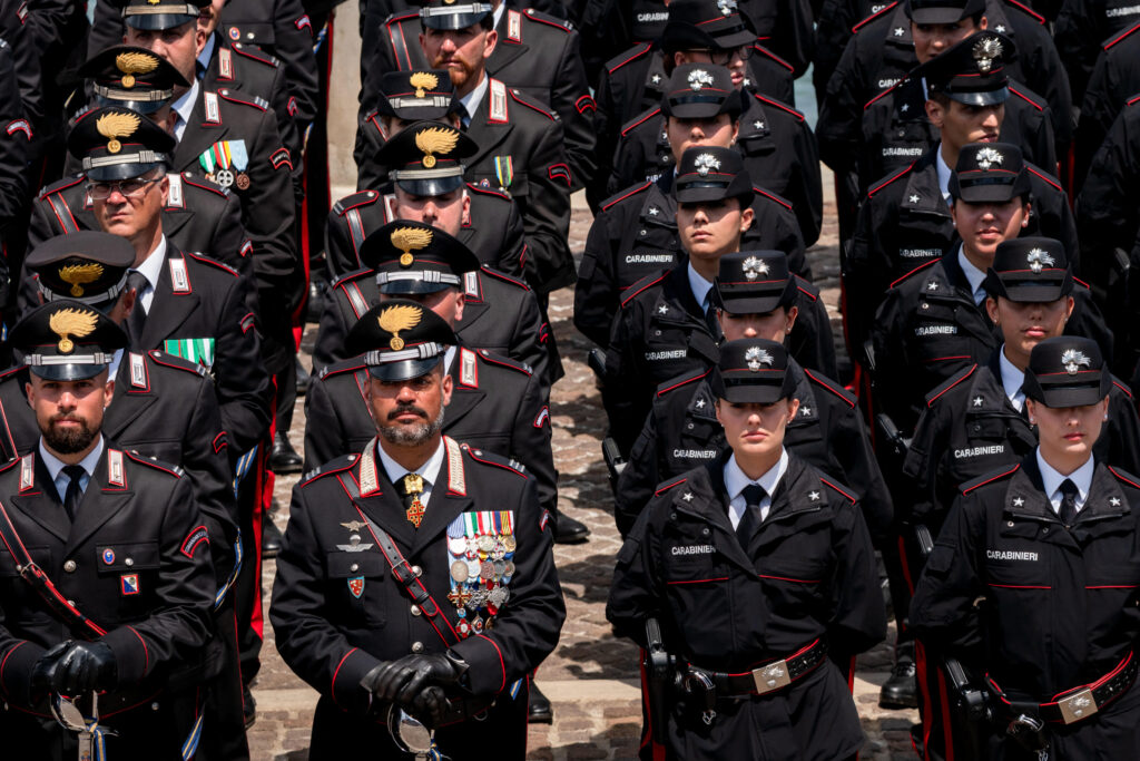 La festa dei carabinieri per i 212 anni dell'Arma