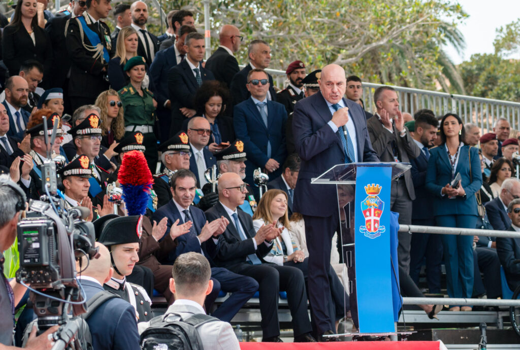 La festa dei carabinieri per i 212 anni dell'Arma