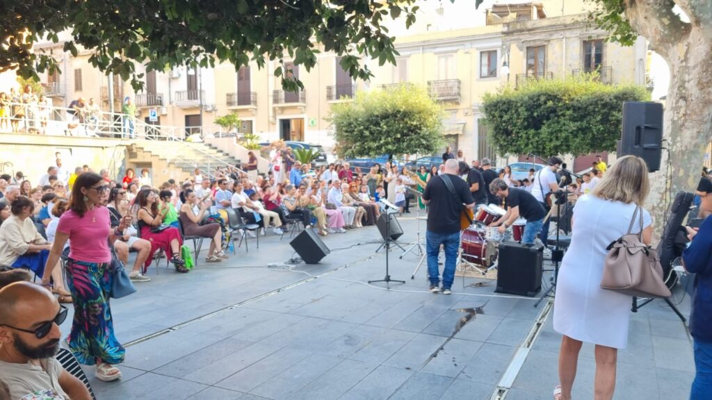 festa musica mediterranea piazza orange