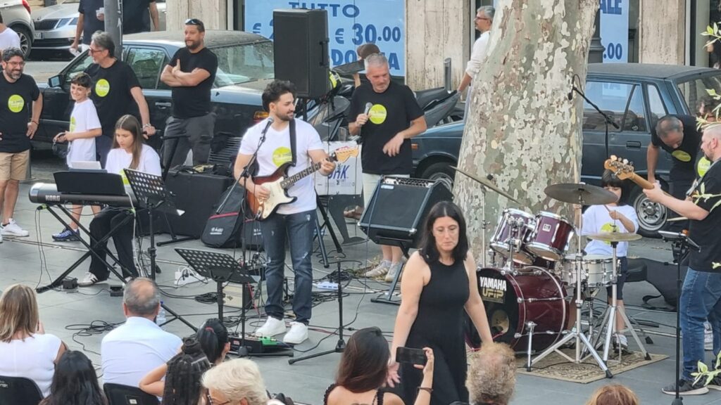 festa musica mediterranea piazza orange