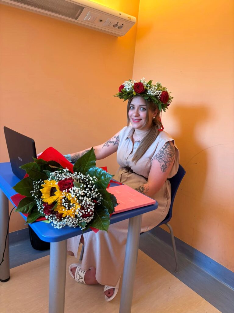 giovane partorisce e si laurea a messina