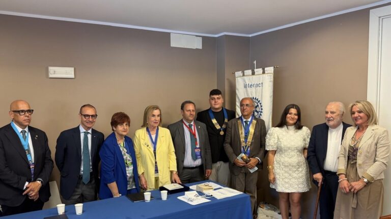 hermes praticò rotary interact Calabria