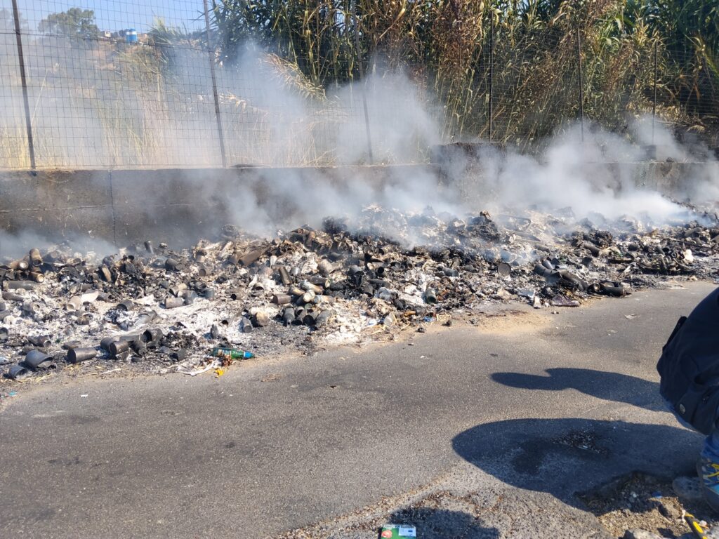 incendio rifiuti