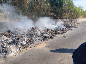 incendio rifiuti