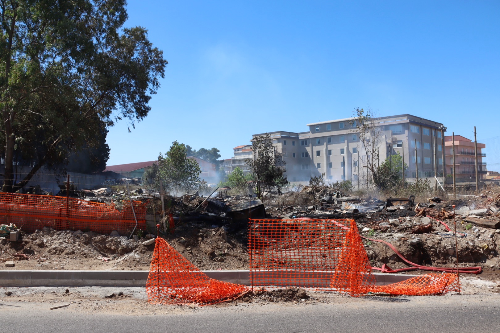 incendio vicino campo coni (3)