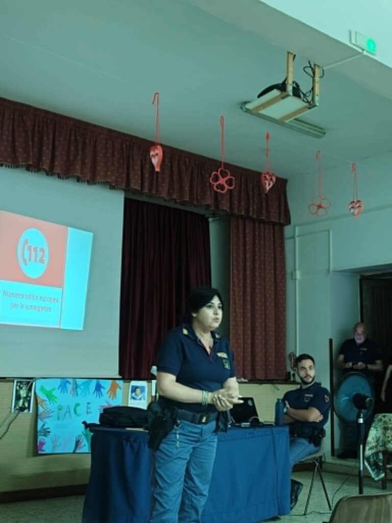 incontri polizia cittadini