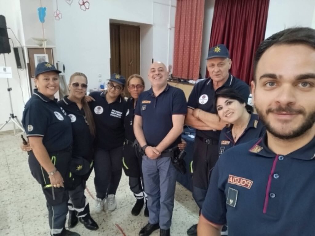 incontri polizia cittadini