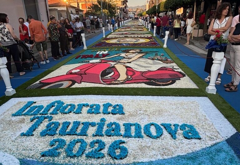 L’Infiorata di Taurianova 2026 entra nella storia: record di presenze, respiro internazionale e una comunità protagonista