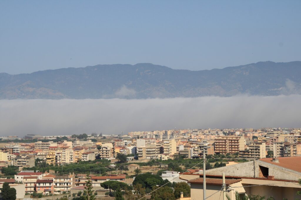 lupa di mare nebbia reggio calabria 5 giugno 2026