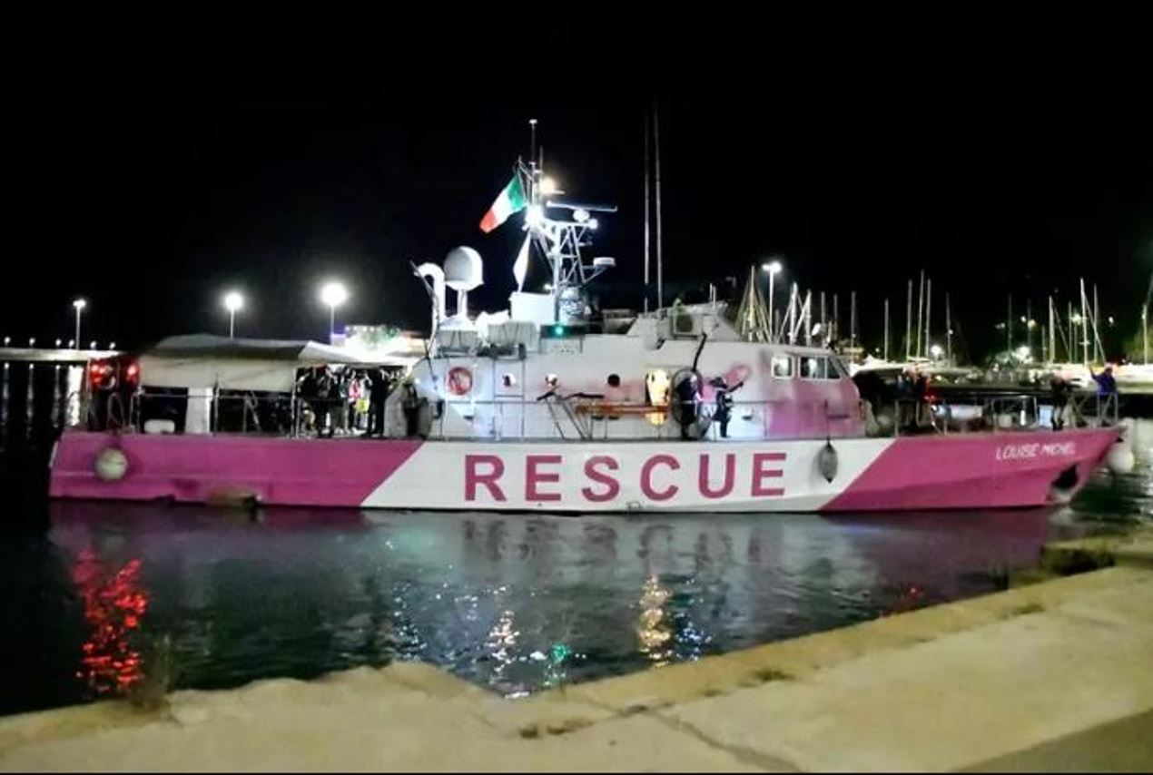 migranti nave rescue