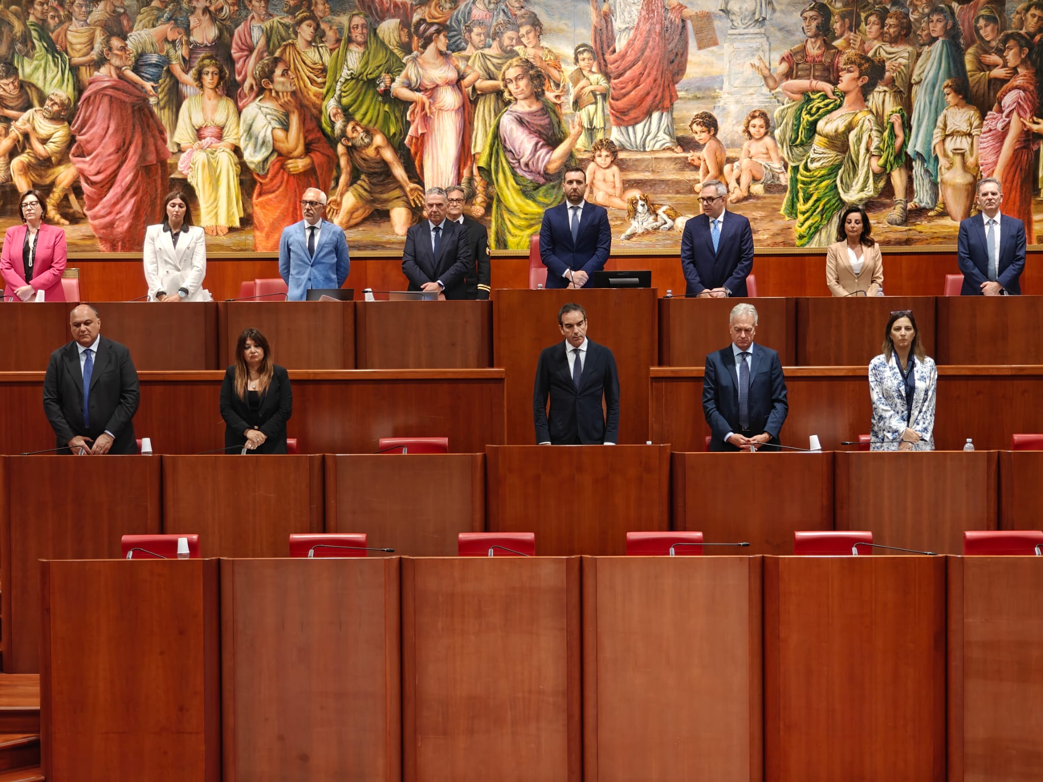 minuto di silenzio consiglio regionale calabria per fatti amendolara